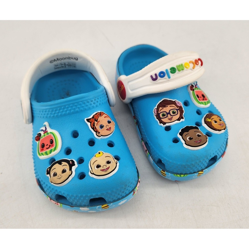 Crocs Cocomelon Classic Clog Toddler Size C4 Blue Character Charms Slip On Shoes